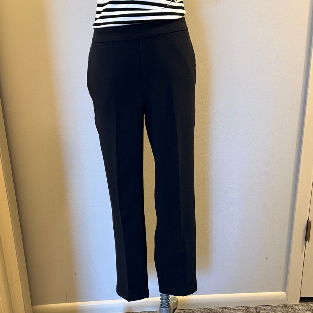 Old Navy pull on ankle Black Women's Pants